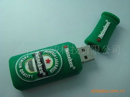 工廠直供廣告禮品U盤 PVC啤酒瓶造型U盤與商務(wù)USB定制價(jià)格全解析